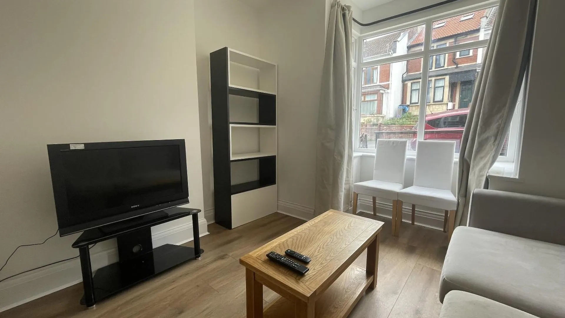 Refined Comfort In The Heart Of Bedminster Bristol Holiday home